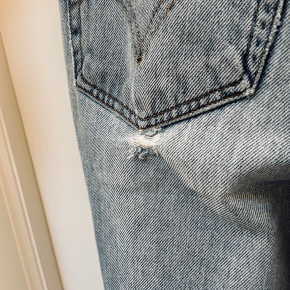 Vintage 550 Levi's Jeans- Well Worn- 34 x 30. - Picture 9 of 10